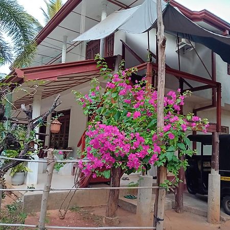Yaluwa Tourist Rest & Cooking Class Anuradhapura Dış mekan fotoğraf